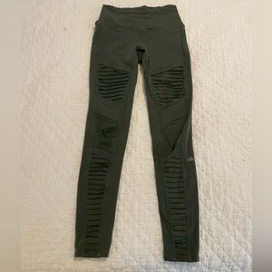 Alo moto leggings